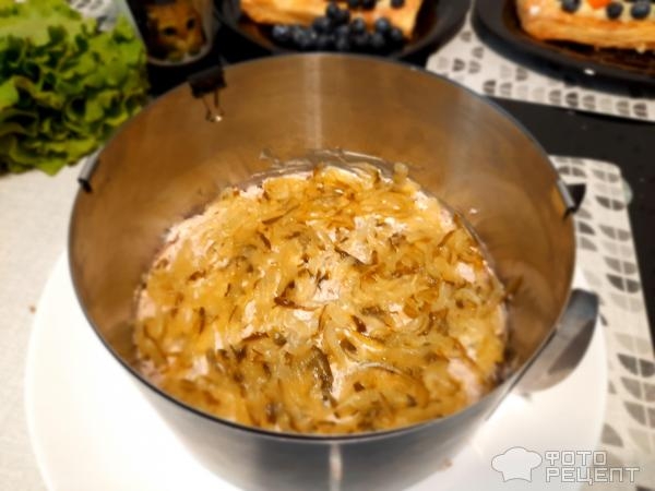 Рецепт: Салат с куриной печенью - C майонезом. Рецепт: Салат с куриной печенью - C майонезом.