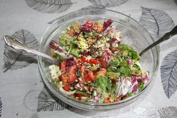 Рецепт: Салат "Свежий микс" - с пикантной заправкой