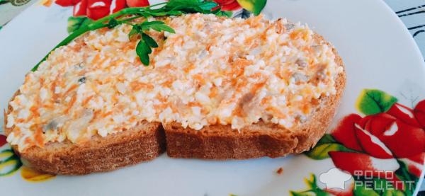 Рецепт: Селедочная намазка а-ля красная икра - С морковью Рецепт: Селедочная намазка а-ля красная икра - С морковью