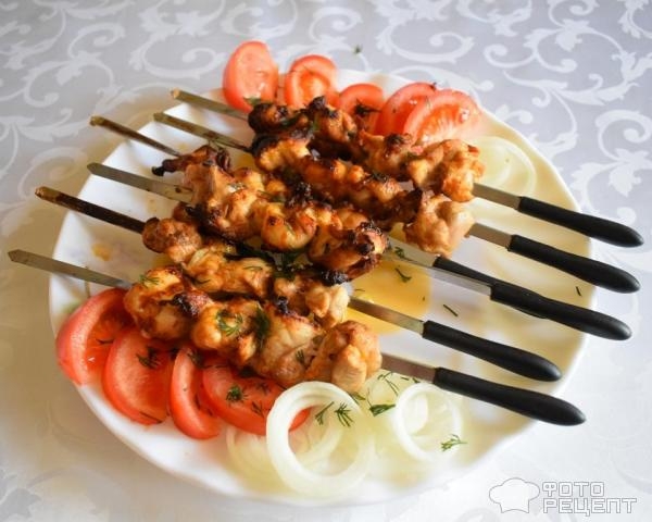 Рецепт: Шашлык в электрошашлычнице - из куриных окорочков в виноградном уксусе Рецепт: Шашлык в электрошашлычнице - из куриных окорочков в виноградном уксусе