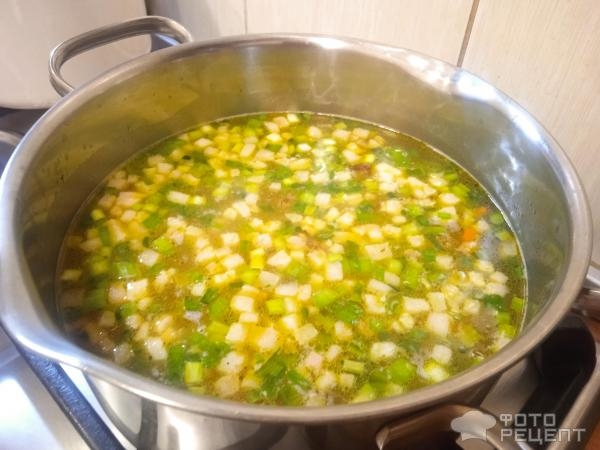 Рецепт: Щи дальневосточные - с кальмарами и копченостями Рецепт: Щи дальневосточные - с кальмарами и копченостями