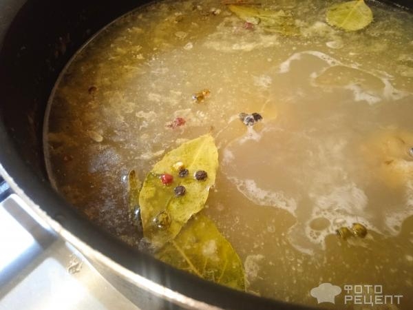 Рецепт: Щи из говядины и квашеной капусты - со сметанной заливкой Рецепт: Щи из говядины и квашеной капусты - со сметанной заливкой