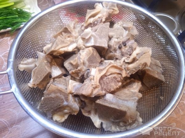 Рецепт: Щи из говядины и квашеной капусты - со сметанной заливкой Рецепт: Щи из говядины и квашеной капусты - со сметанной заливкой