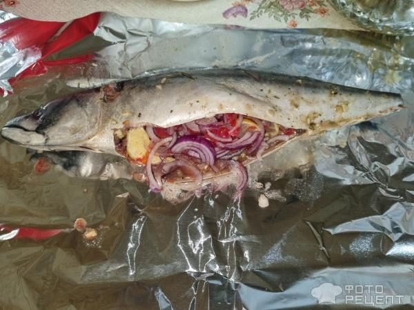 Рецепт: Скумбрия на мангале - С чесноком в маринаде. Вкуснейшая рыба!