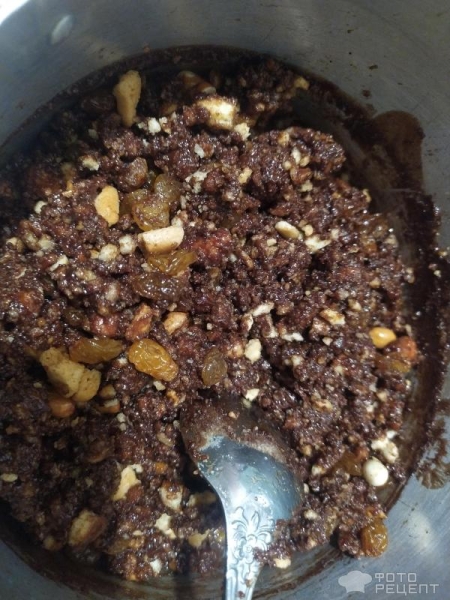 Рецепт: Сладкая колбаска - с орехами и изюмом Рецепт: Сладкая колбаска - с орехами и изюмом