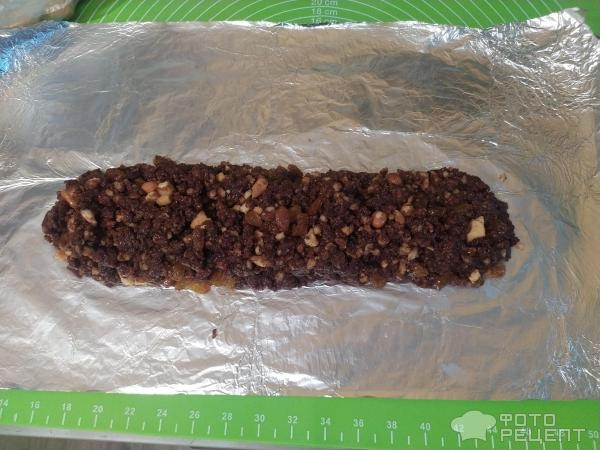 Рецепт: Сладкая колбаска - с орехами и изюмом Рецепт: Сладкая колбаска - с орехами и изюмом