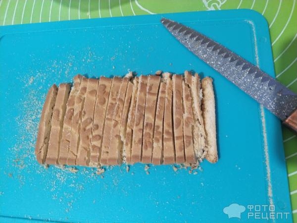 Рецепт: Сладкая колбаска - с орехами и изюмом Рецепт: Сладкая колбаска - с орехами и изюмом