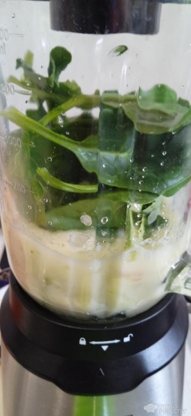 Рецепт: Смузи фруктовый - С микрозеленью зелёного горошка Рецепт: Смузи фруктовый - С микрозеленью зелёного горошка