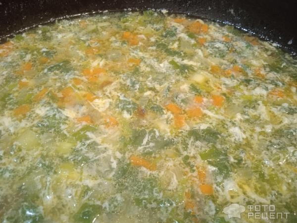 Рецепт: Суп из крапивы - с яйцом, на говяжьем бульоне