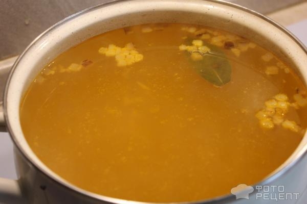 Рецепт: Суп из рыбной консервы - С сыром плавленым Рецепт: Суп из рыбной консервы - С сыром плавленым