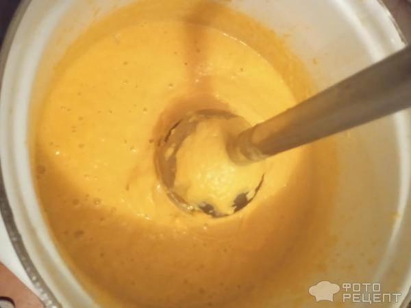 Рецепт: Суп пюре - Тыквенный суп с кабачком и беконом