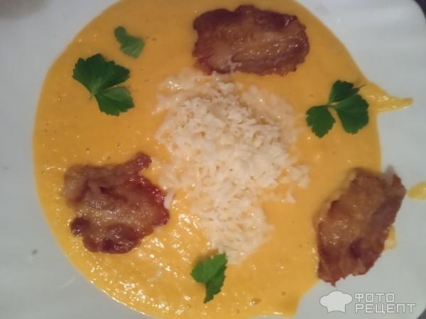 Рецепт: Суп пюре - Тыквенный суп с кабачком и беконом