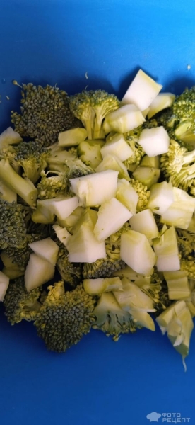 Рецепт: Суп с брокколи и сметаной - Без мясного бульона Рецепт: Суп с брокколи и сметаной - Без мясного бульона