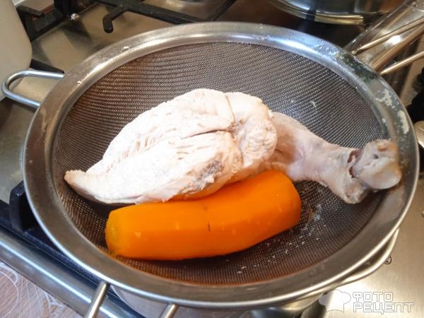 Рецепт: Суп с вермишелью - куриный суп с вермишелью и плавленым сыром Рецепт: Суп с вермишелью - куриный суп с вермишелью и плавленым сыром