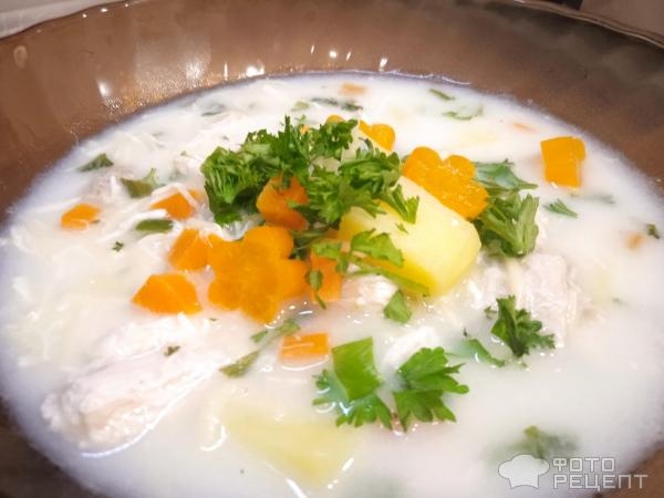 Рецепт: Суп с вермишелью - куриный суп с вермишелью и плавленым сыром Рецепт: Суп с вермишелью - куриный суп с вермишелью и плавленым сыром