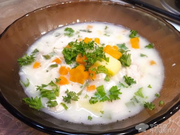 Рецепт: Суп с вермишелью - куриный суп с вермишелью и плавленым сыром Рецепт: Суп с вермишелью - куриный суп с вермишелью и плавленым сыром