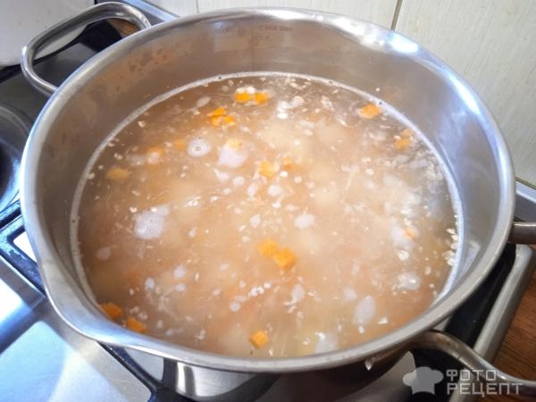 Рецепт: Суп со щавелем - и тушенкой Рецепт: Суп со щавелем - и тушенкой