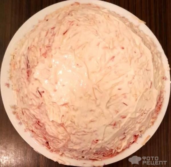 Рецепт: Свекольный салат слоями - Слоеный салат с сыром, яблоком и яйцом Рецепт: Свекольный салат слоями - Слоеный салат с сыром, яблоком и яйцом