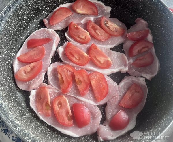 Рецепт: Свинина под шубкой - эскалоп в духовке Рецепт: Свинина под шубкой - эскалоп в духовке