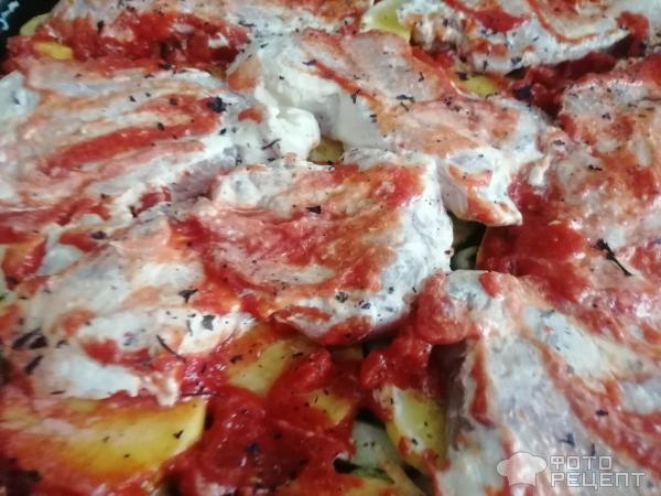 Рецепт: Свинина, запеченная в духовке с рисом и овощами - с томатным соусом Рецепт: Свинина, запеченная в духовке с рисом и овощами - с томатным соусом