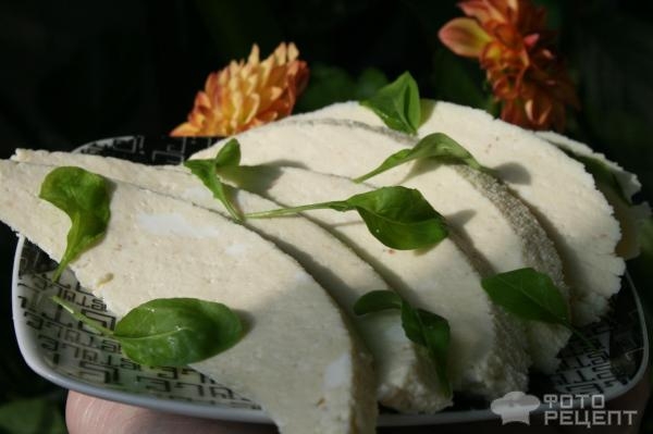 Рецепт: Сыр домашний - Из молока и сметаны Рецепт: Сыр домашний - Из молока и сметаны