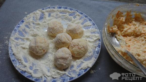 Рецепт: Сырники "Сочные" с морковью - Очень пышные и сочные. Рецепт: Сырники "Сочные" с морковью - Очень пышные и сочные.