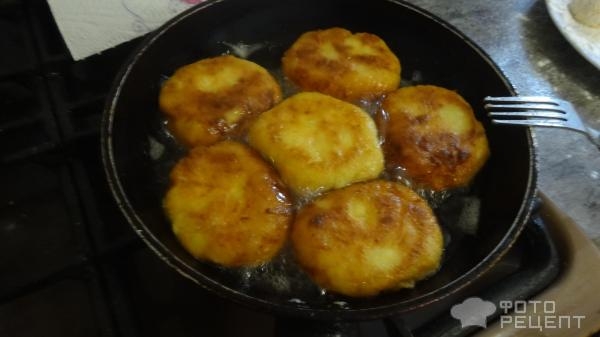 Рецепт: Сырники "Сочные" с морковью - Очень пышные и сочные. Рецепт: Сырники "Сочные" с морковью - Очень пышные и сочные.