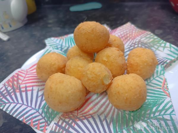 Рецепт: Сырные шарики - По-домашнему Рецепт: Сырные шарики - По-домашнему