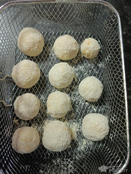 Рецепт: Сырные шарики - По-домашнему Рецепт: Сырные шарики - По-домашнему