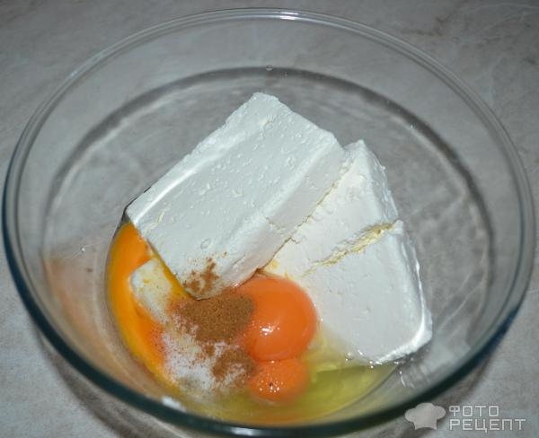 Рецепт: Сырный пирог из лаваша - Горячий завтрак с пряными травами, творогом и болгаским перцем Рецепт: Сырный пирог из лаваша - Горячий завтрак с пряными травами, творогом и болгаским перцем