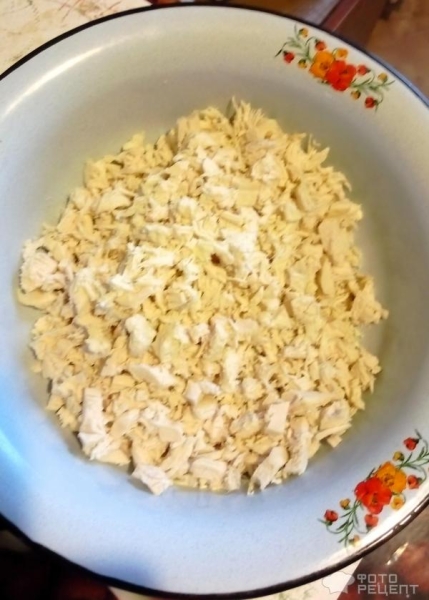 Рецепт: Сытный салат из фасоли - С красной фасолью и куриной грудкой. Рецепт: Сытный салат из фасоли - С красной фасолью и куриной грудкой.