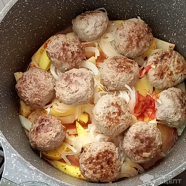 Рецепт: Тефтели с картофелем и луком - очень вкусно и сытно Рецепт: Тефтели с картофелем и луком - очень вкусно и сытно