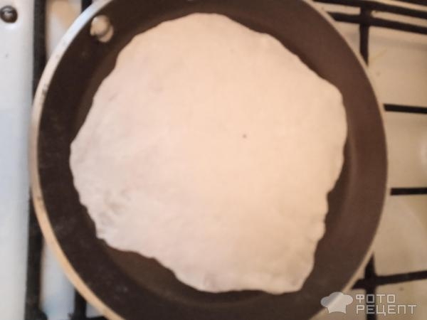 Рецепт: Тонкий лаваш - Вкусный лаваш на сухой сковороде и конвертики из него Рецепт: Тонкий лаваш - Вкусный лаваш на сухой сковороде и конвертики из него