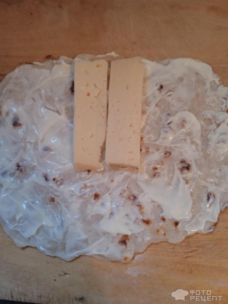 Рецепт: Тонкий лаваш - Вкусный лаваш на сухой сковороде и конвертики из него Рецепт: Тонкий лаваш - Вкусный лаваш на сухой сковороде и конвертики из него