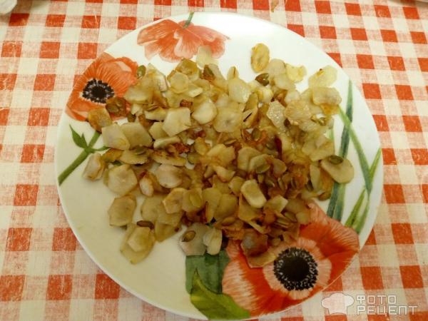 Рецепт: Топенамбур жареный с тыквенными семечками - По-домашнему Рецепт: Топенамбур жареный с тыквенными семечками - По-домашнему