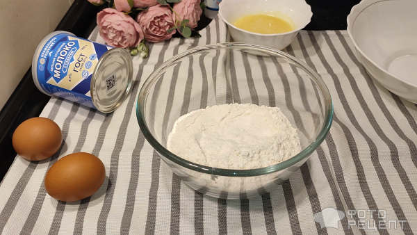 Рецепт: Торт "Молочная девочка" - с клубникой и кремом чиз Рецепт: Торт "Молочная девочка" - с клубникой и кремом чиз