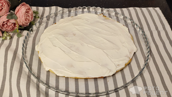 Рецепт: Торт "Молочная девочка" - с клубникой и кремом чиз Рецепт: Торт "Молочная девочка" - с клубникой и кремом чиз