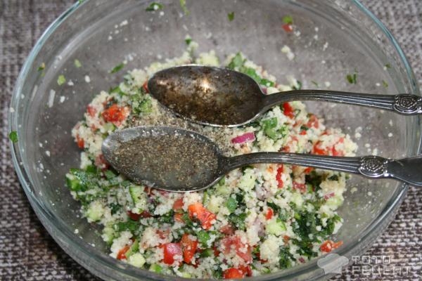 Рецепт: Турецкий салат - С кускусом, овощами и зеленью Рецепт: Турецкий салат - С кускусом, овощами и зеленью