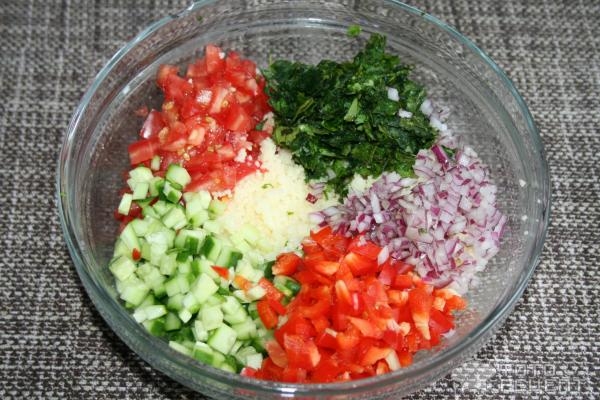 Рецепт: Турецкий салат - С кускусом, овощами и зеленью Рецепт: Турецкий салат - С кускусом, овощами и зеленью