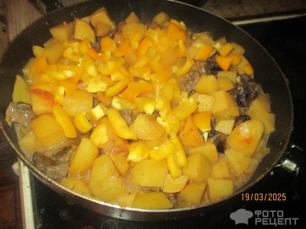 Рецепт: Тушенный картофель с легкими - экономно и вкусно