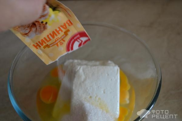 Рецепт: Творожная запеканка без муки и манки - С яблоками, корицей и медом