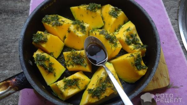 Рецепт: Тыква пряная кусочками - Подойдёт к мясу и как самостоятельное блюдо. Рецепт: Тыква пряная кусочками - Подойдёт к мясу и как самостоятельное блюдо.