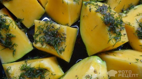 Рецепт: Тыква пряная кусочками - Подойдёт к мясу и как самостоятельное блюдо. Рецепт: Тыква пряная кусочками - Подойдёт к мясу и как самостоятельное блюдо.