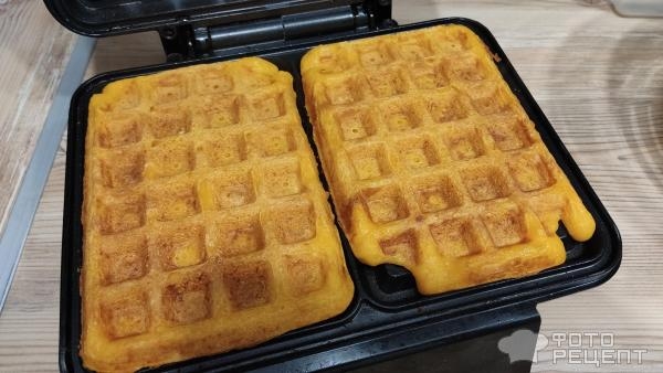 Рецепт: Вафли тыквенные - со сметаной Рецепт: Вафли тыквенные - со сметаной