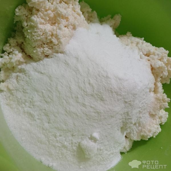 Рецепт: Венгерская ватрушка - Теперь ватрушку пеку только так! Великолепный творожный пирог из насыпного теста с шоколадом. Рецепт: Венгерская ватрушка - Теперь ватрушку пеку только так! Великолепный творожный пирог из насыпного теста с шоколадом.