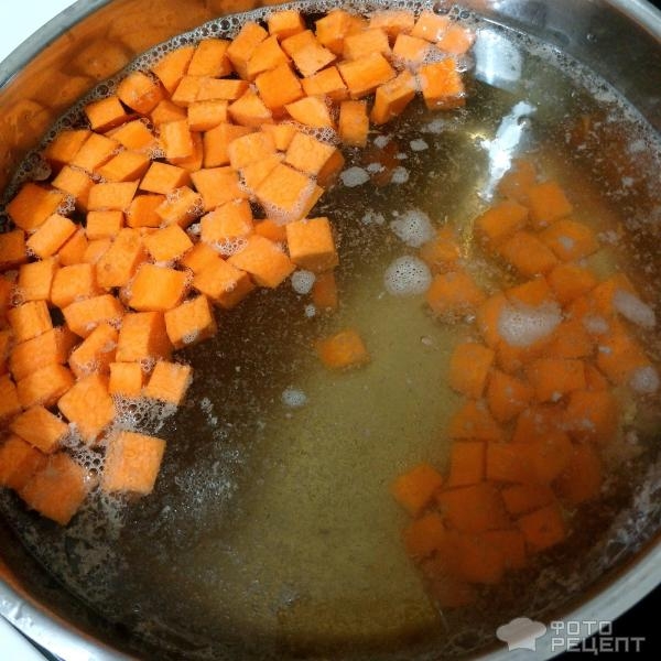 Рецепт: Вермишелевый суп на курином бульоне - С сухариками Рецепт: Вермишелевый суп на курином бульоне - С сухариками