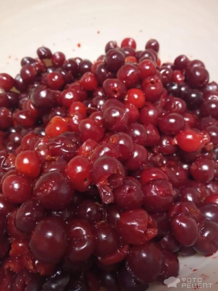 Рецепт: Вишневое варенье - Одновременно готовим два продукта! Рецепт: Вишневое варенье - Одновременно готовим два продукта!