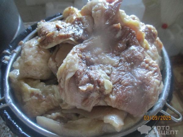 Рецепт: Закуска из свиной шкурки - острая закуска