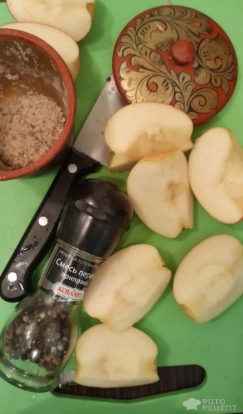 Рецепт: Запеченая курица - С яблоками Рецепт: Запеченая курица - С яблоками