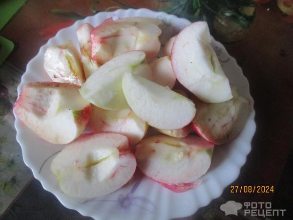 Рецепт: Запеченная форель на овощной подушке - в духовке